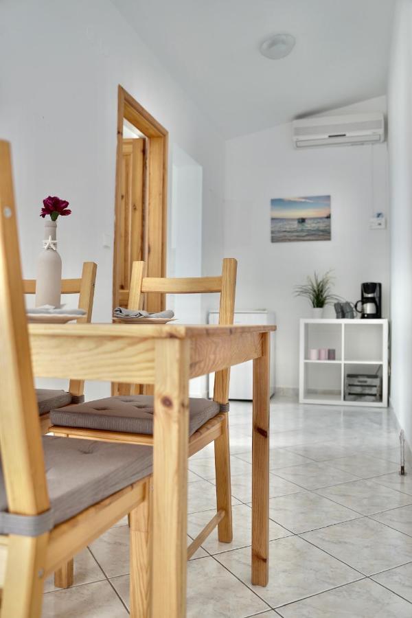 Apartments Bacak Stanici エクステリア 写真