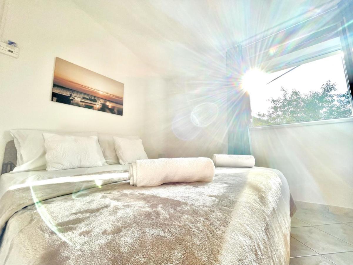 Apartments Bacak Stanici エクステリア 写真