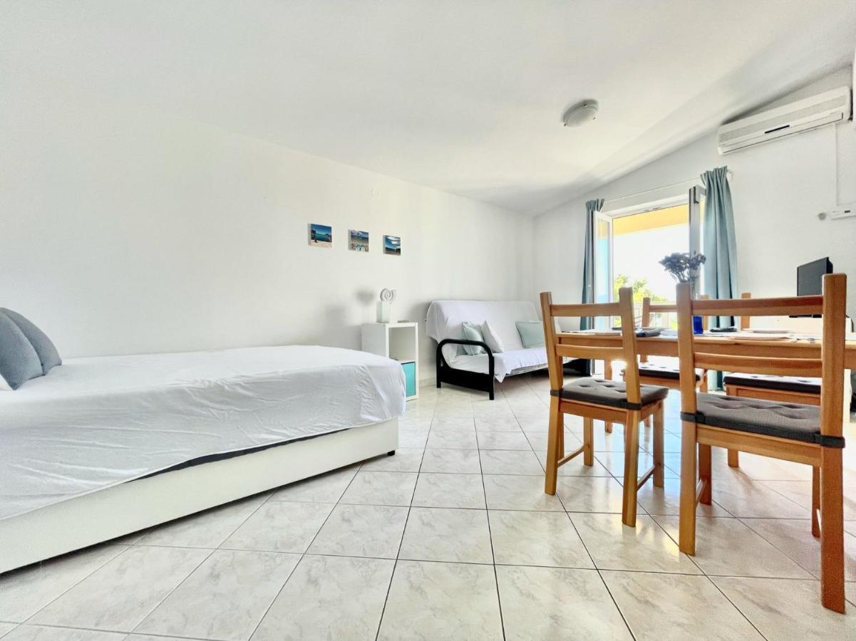 Apartments Bacak Stanici エクステリア 写真
